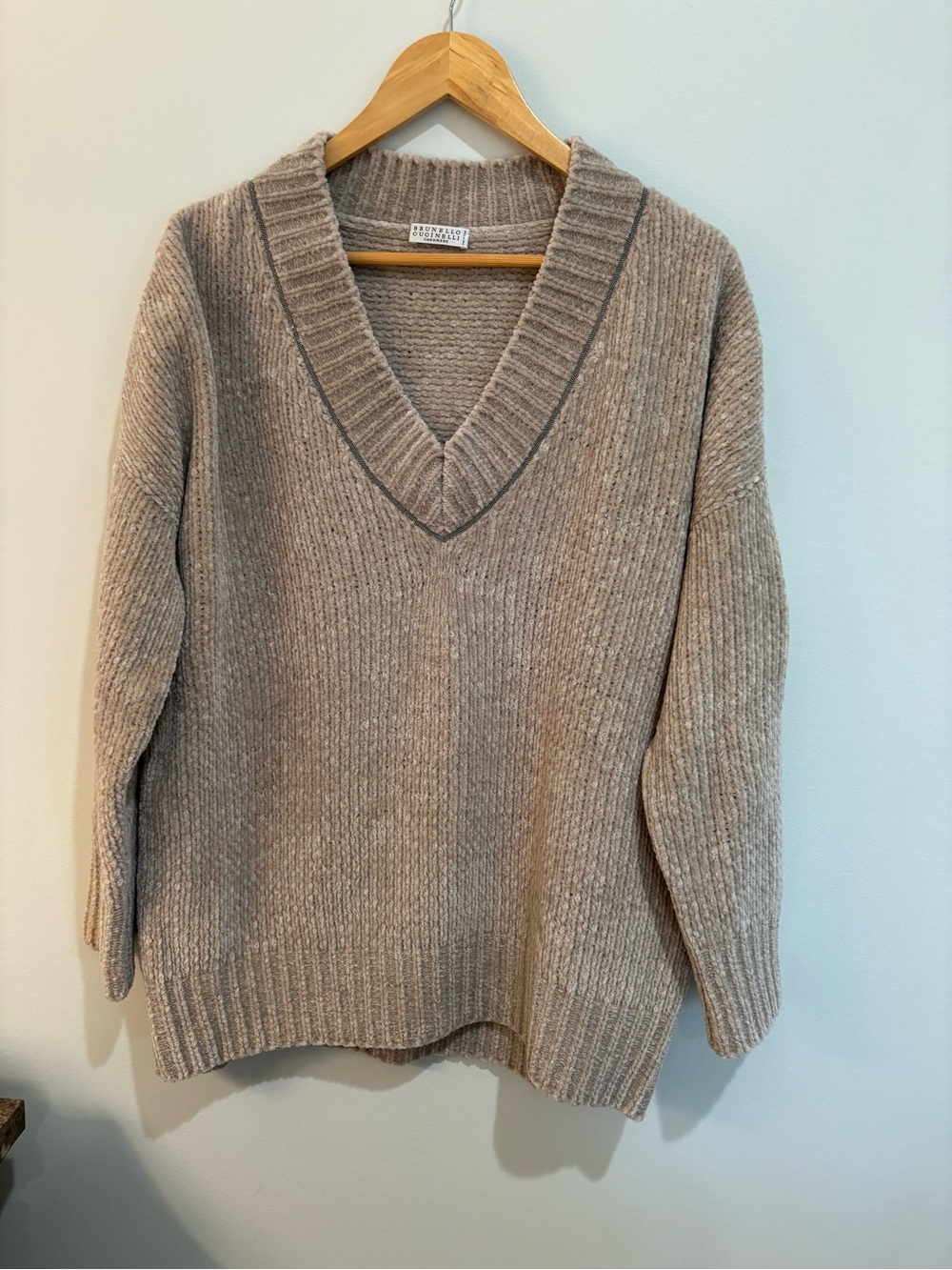 Brunello Cucinelli Taupe Ribbed V‑Neck Wool Blend Sweater